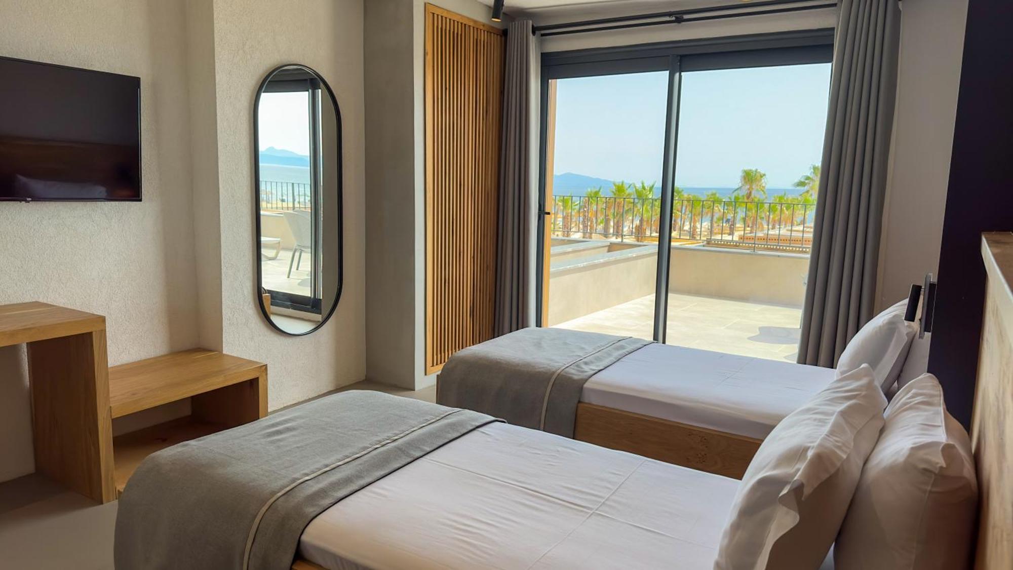 Ayvalik Sea Long Hotel Bagian luar foto
